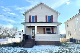 127 Hazel Ave, Ellwood City, PA 16117 - Photo 1