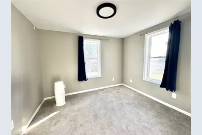 127 Hazel Ave, Ellwood City, PA 16117 - Photo 25