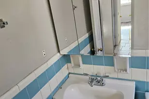 1907 Hanover St, Pittsburgh, PA 15218 - Photo 11