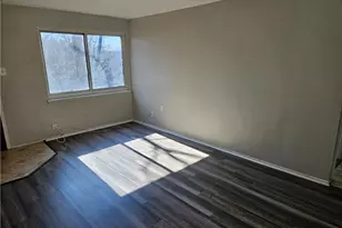 1907 Hanover St, Pittsburgh, PA 15218 - Photo 5