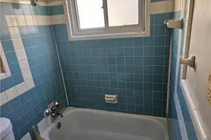 1907 Hanover St, Pittsburgh, PA 15218 - Photo 13