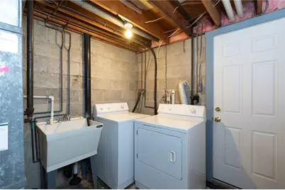 3195 Camberly Dr, Hampton, PA 15044 - Photo 17