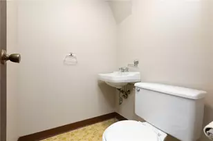 3195 Camberly Dr, Hampton, PA 15044 - Photo 15