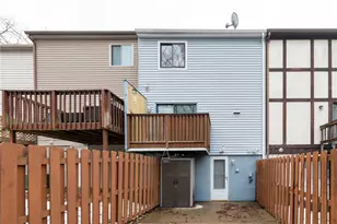 3195 Camberly Dr, Hampton, PA 15044 - Photo 3