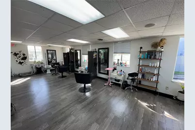 10320 Main Floor Perry Hwy, Pittsburgh, PA 15090 - Photo 11