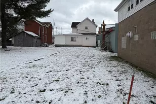 202 S Market St, Carmichaels-Cumberland, PA 15320 - Photo 39