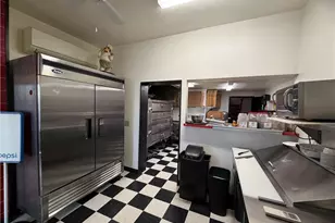 202 S Market St, Carmichaels-Cumberland, PA 15320 - Photo 11