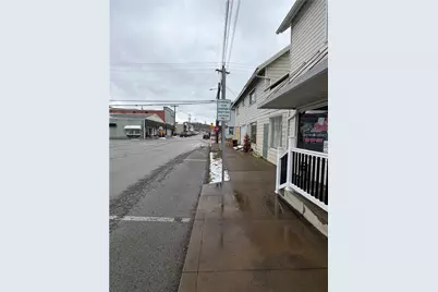 202 S. Market Street, Carmichaels-Cumberland, PA 15320 - Photo 37