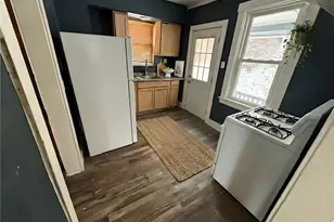 605 N 6th St, Clairton, PA 15025 - Photo 5