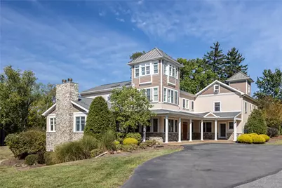 964 Thorn Run Rd, Moon/Crescent Twp, PA 15108 - Photo 1