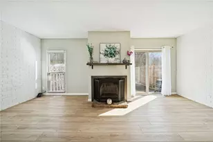 3133 Camberly Dr, Hampton, PA 15044 - Photo 9