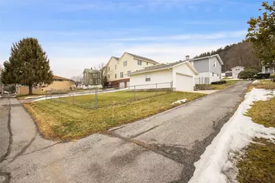 365 Sugar St #112, Hooversville Boro, PA 15936 - Photo 5