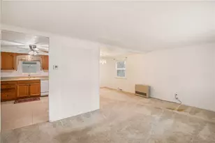 365 Sugar St, Hooversville Boro, PA 15936 - Photo 9