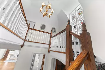 78 Hoodridge Drive, Pittsburgh, PA 15228 - Photo 17