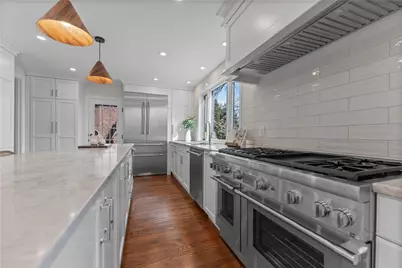 78 Hoodridge Drive, Pittsburgh, PA 15228 - Photo 15