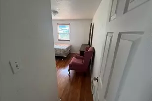 626 Ridgemont Dr, Pittsburgh, PA 15220 - Photo 9