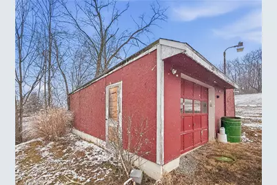 1513 Sycamore Ln, Mount Pleasant Township, PA 15666 - Photo 17