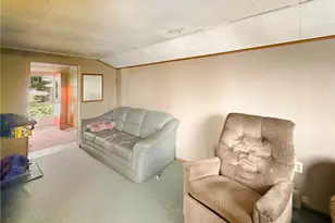 1513 Sycamore Ln, Mount Pleasant Township, PA 15666 - Photo 5