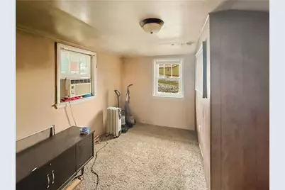 1513 Sycamore Ln, Mount Pleasant Township, PA 15666 - Photo 7