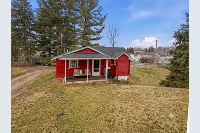 1513 Sycamore Ln, Mount Pleasant Township, PA 15666 - Photo 1