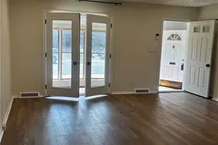 1210 Sheffield St, Pittsburgh, PA 15233 - Photo 7