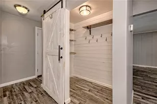 149 Crest View, Hempfield Township, PA 15601 - Photo 9