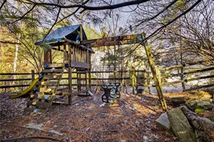 18 Forest Glen Dr, Pittsburgh, PA 15228 - Photo 43