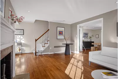 18 Forest Glen Dr, Pittsburgh, PA 15228 - Photo 9