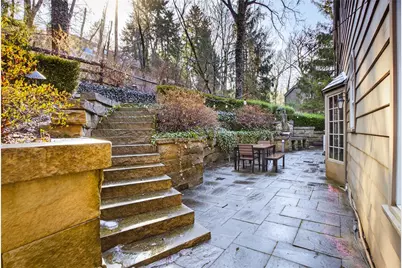 18 Forest Glen Dr, Pittsburgh, PA 15228 - Photo 41