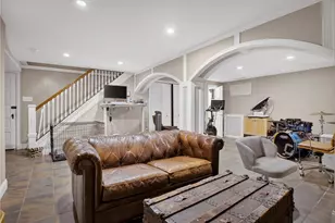 18 Forest Glen Dr, Pittsburgh, PA 15228 - Photo 37