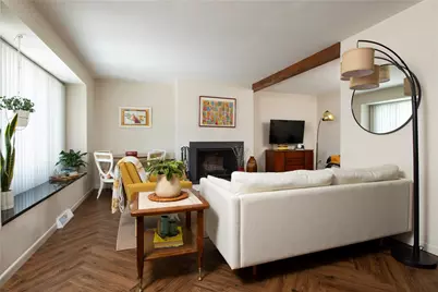 503 Kingsberry Ct, Ross Twp, PA 15237 - Photo 3