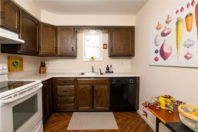 503 Kingsberry Ct, Ross Twp, PA 15237 - Photo 9