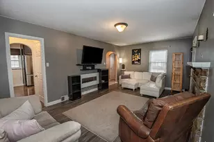 1814 Pleasant Ave, New Kensington, PA 15068 - Photo 9