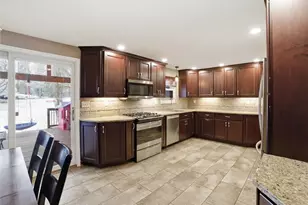 1337 Centerman Ave, Bethel Park, PA 15102 - Photo 11