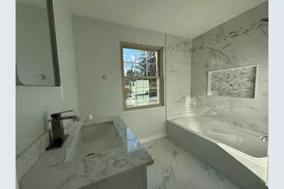 772 Scott Rd, Pittsburgh, PA 15228 - Photo 7