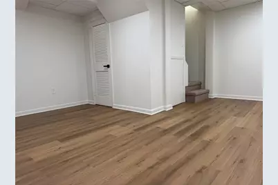 772 Scott Rd, Pittsburgh, PA 15228 - Photo 15