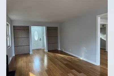 772 Scott Rd, Pittsburgh, PA 15228 - Photo 3