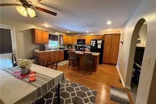 250 Kennedy Ave, East Vandergrift, PA 15642 - Photo 9