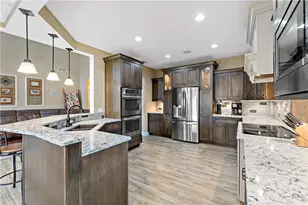 719 Mission Hills Dr, Cecil, PA 15317 - Photo 13