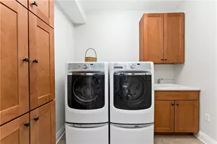 719 Mission Hills Dr, Cecil, PA 15317 - Photo 29