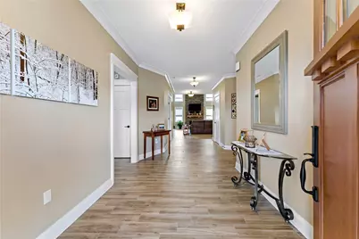 719 Mission Hills Dr, Cecil, PA 15317 - Photo 5