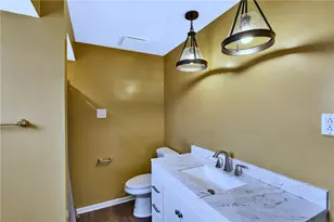 510 Franklin Ave, Vandergrift, PA 15690 - Photo 17