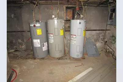 300 Meyers Ave, Meyersdale Boro, PA 15552 - Photo 9