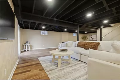 230 Clairmont St, Irwin, PA 15642 - Photo 41