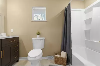 230 Clairmont St, Irwin, PA 15642 - Photo 35