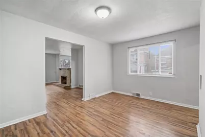 200 Moye Pl, Pittsburgh, PA 15210 - Photo 9