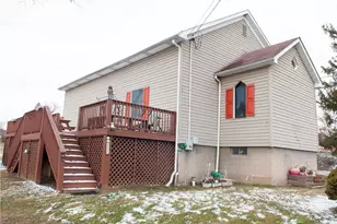 2271 Garards Fort Rd, Franklin Township, PA 15370 - Photo 3