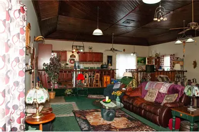 2271 Garards Fort Rd, Franklin Township, PA 15370 - Photo 11