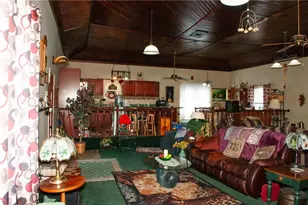 2271 Garards Fort Rd, Franklin Township, PA 15370 - Photo 11