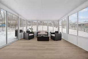 106 Windsor Dr, Hempfield Township, PA 15642 - Photo 13